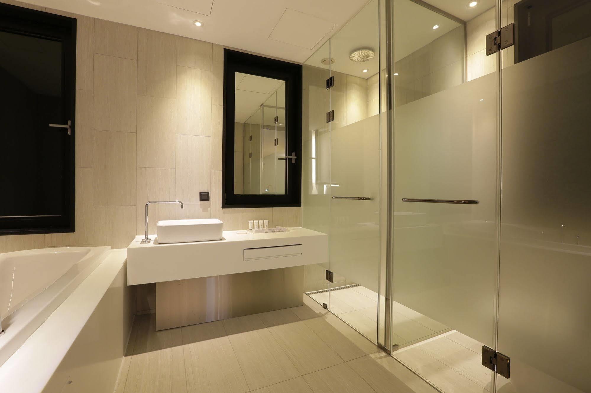 Hotel The Designers Incshon Kültér fotó